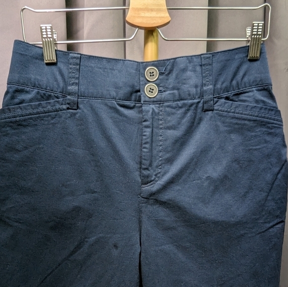 Christopher & Banks NWT Classic Fit Bermuda Sz 8 - Picture 4 of 10